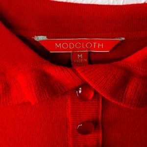 Modcloth Vintage Styled Ruffle Collar 3/4 Button Lightweight Pullover Cherry Red